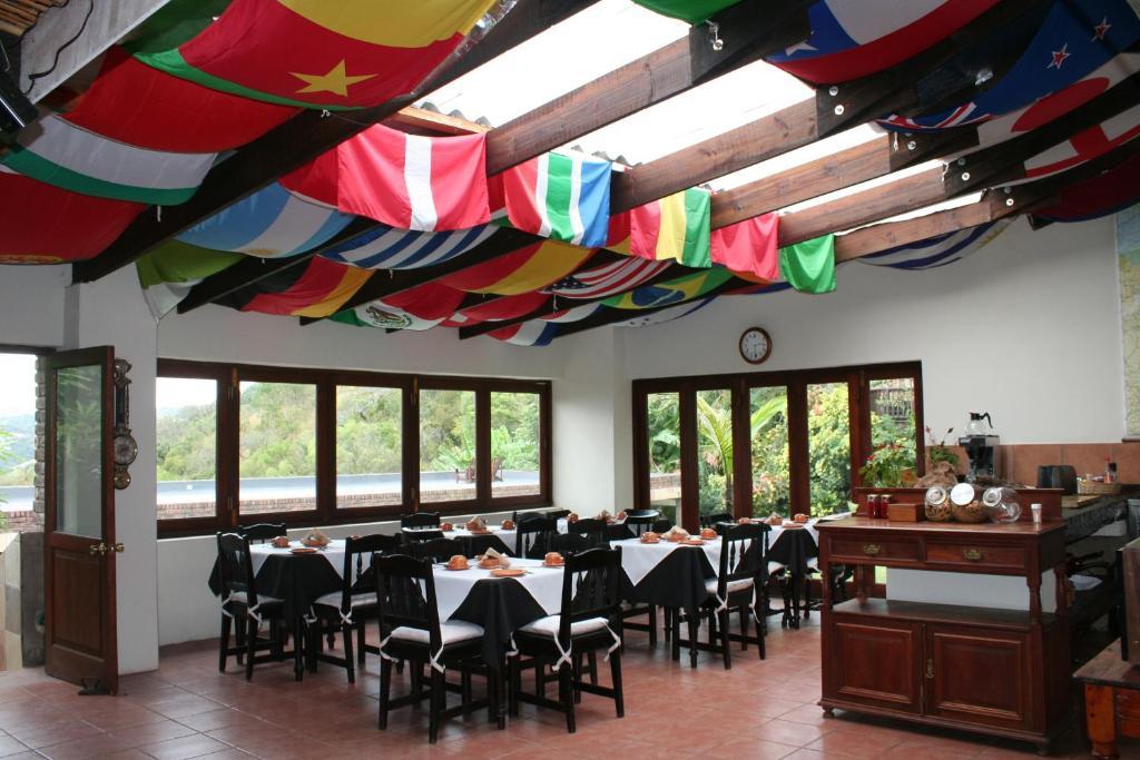 Columbus Guest House Mbombela Ngoại thất bức ảnh