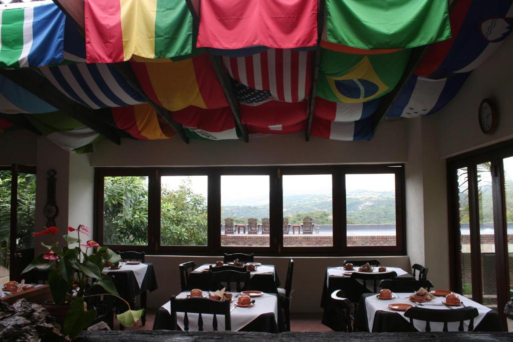 Columbus Guest House Mbombela Ngoại thất bức ảnh