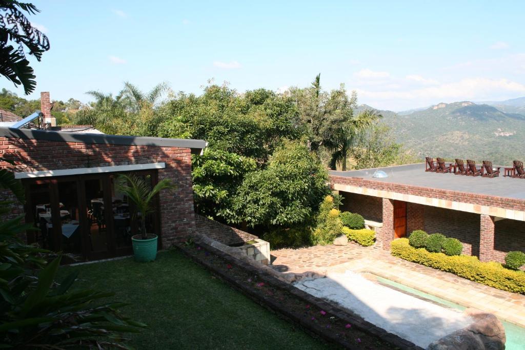 Columbus Guest House Mbombela Ngoại thất bức ảnh